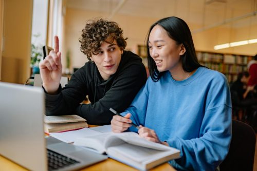al=""